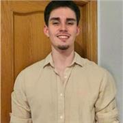 Estudiante de ingenieria quimica con amplio conocimiento de la materia, capacitado para impartir clases de ciencias.